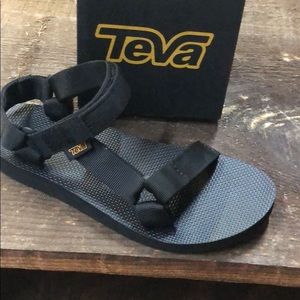 Original universal Teva sandal